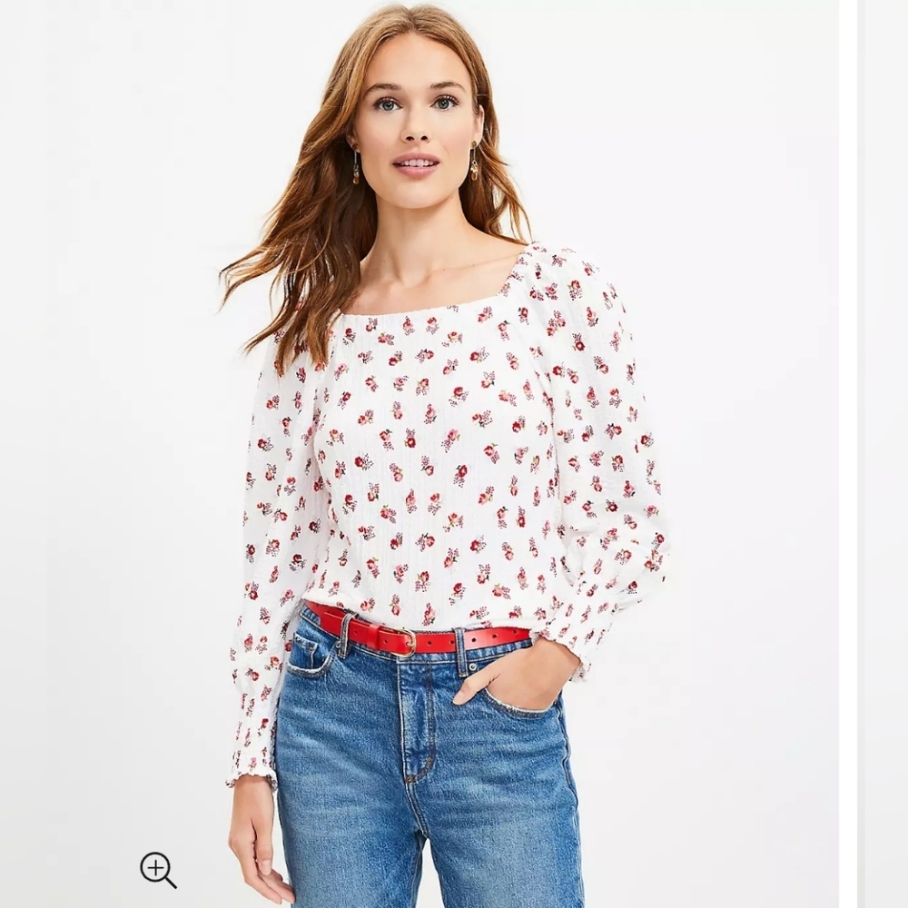 New with tags! Romantic Floral Puff Sleeve Square Neck Top